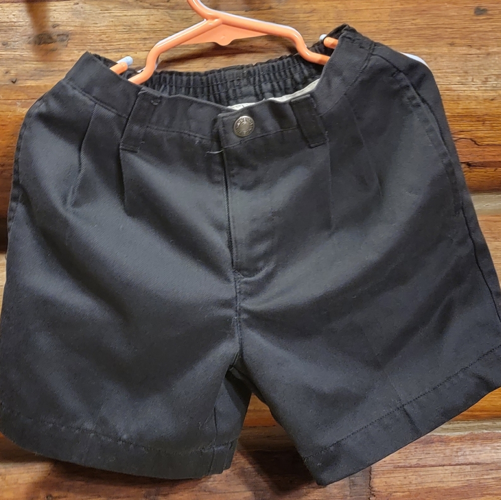 Lands' End Sz5 black shorts, like new